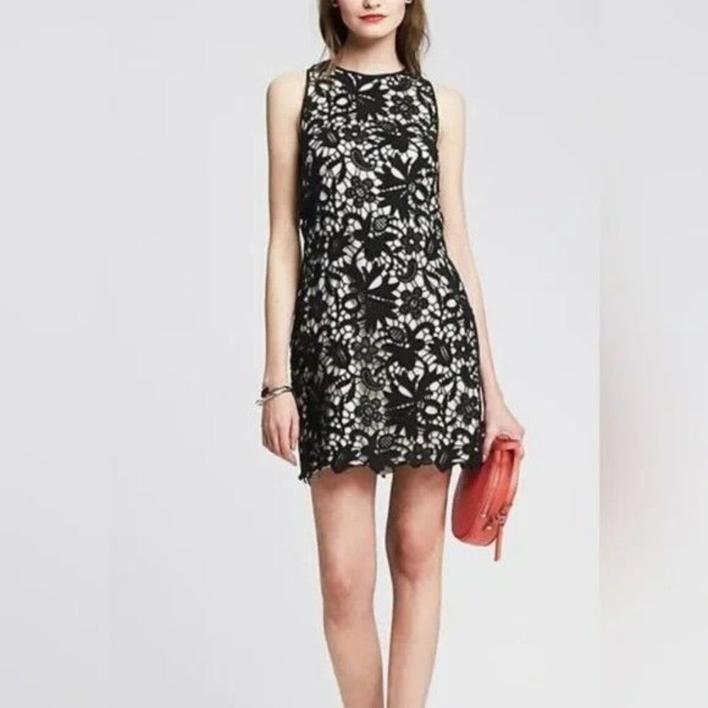 Banana Republic Black Crochet Lace Dress Size 10  Sheath Preppy Whimsigoth  NWT